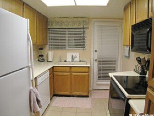 2166 E 2900 N, Layton, UT 84040 — photo 4