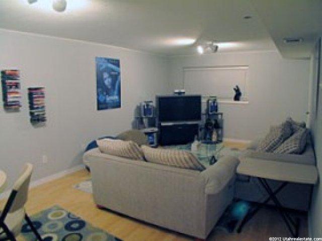 2166 E 2900 N, Layton, UT 84040 — photo 8