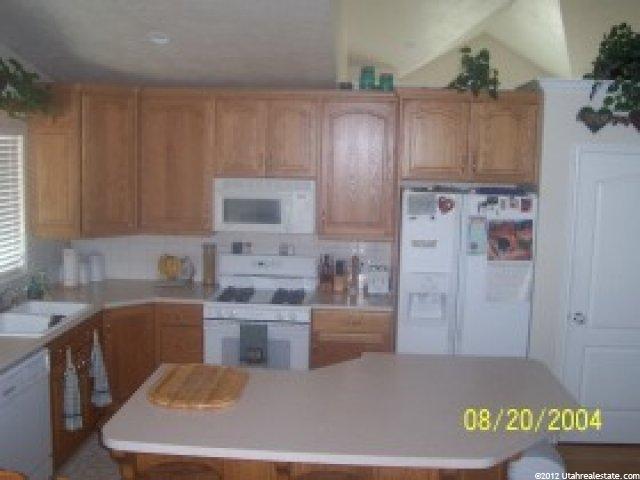 10299 Sandy Willows Cv, Sandy, UT 84070 — photo 6