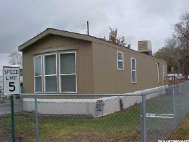 324 E Main St, Grantsville, UT 84029 — photo 2