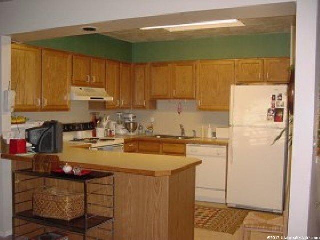 188 E 2050 S #B2, Bountiful, UT 84010 — photo 5