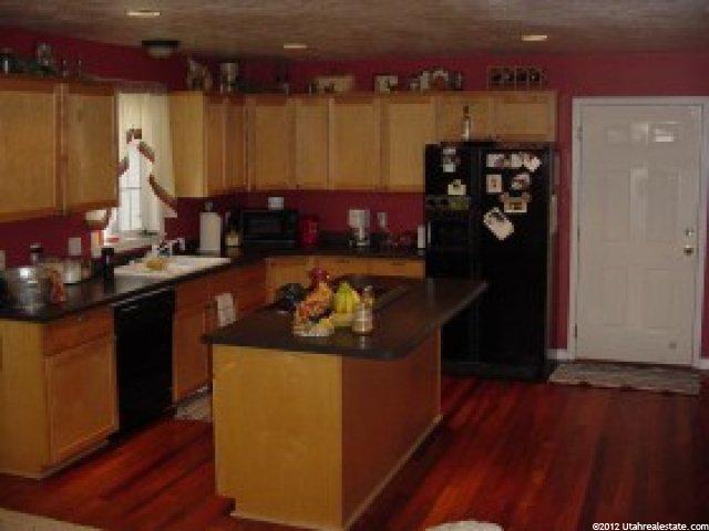 1694 N 2615 W, Clinton, UT 84015 — photo 4