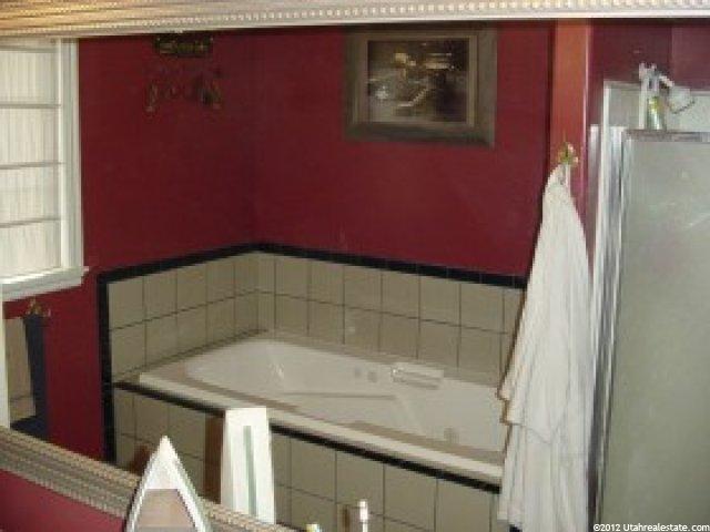 1694 N 2615 W, Clinton, UT 84015 — photo 8