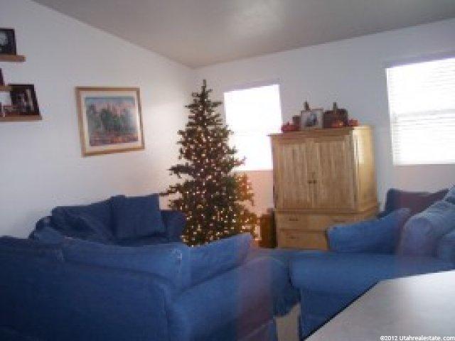 1046 N 3500 W, Layton, UT 84041 — photo 2