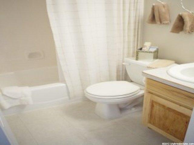 4676 S 4000 W, Roy, UT 84067 — photo 4