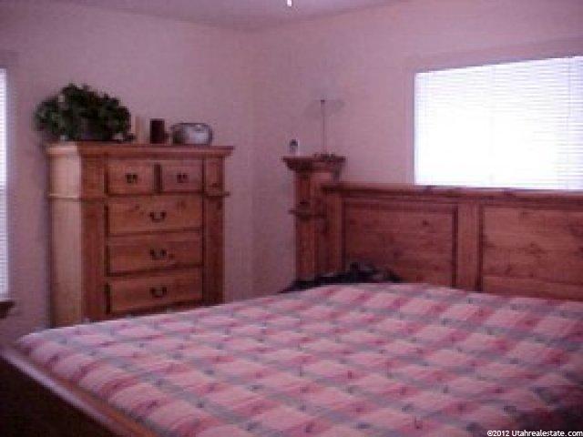 13 Southvilla Dr, Clearfield, UT 84015 — photo 4