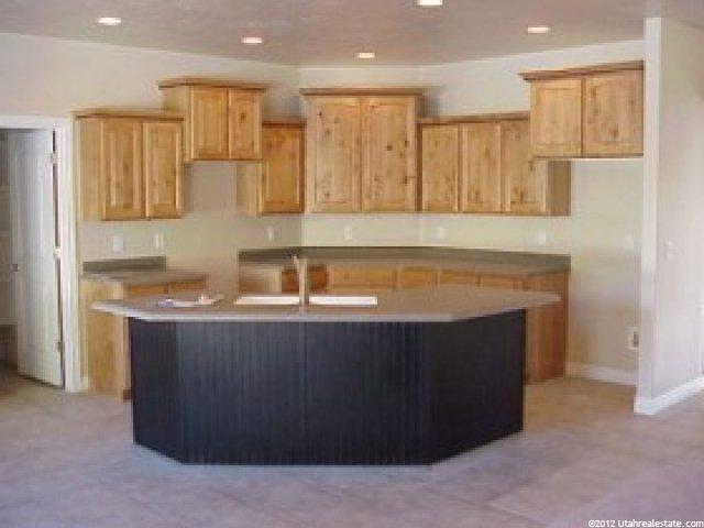 731 E 600 S, Kaysville, UT 84037 — photo 3