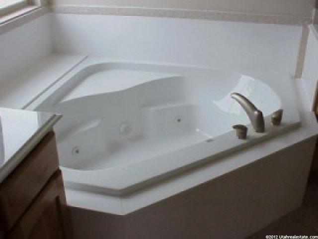 731 E 600 S, Kaysville, UT 84037 — photo 5