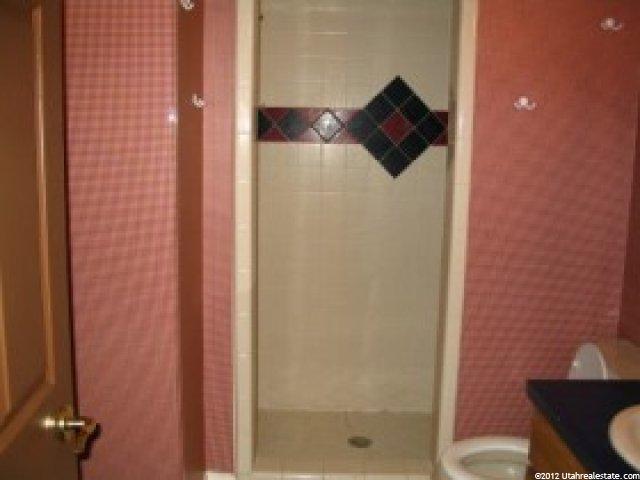 1379 E Snowcreek Dr, Layton, UT 84040 — photo 8