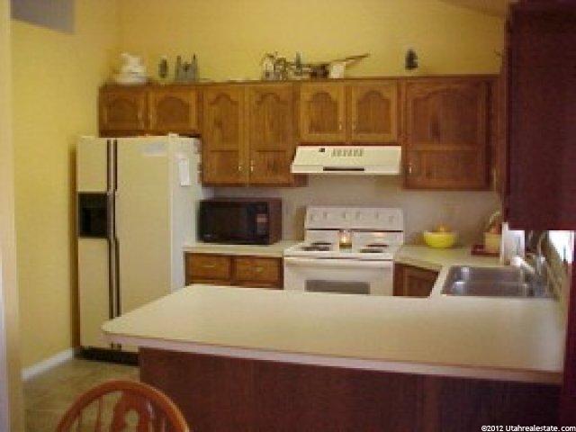 5017 S 3325 W, Roy, UT 84067 — photo 3