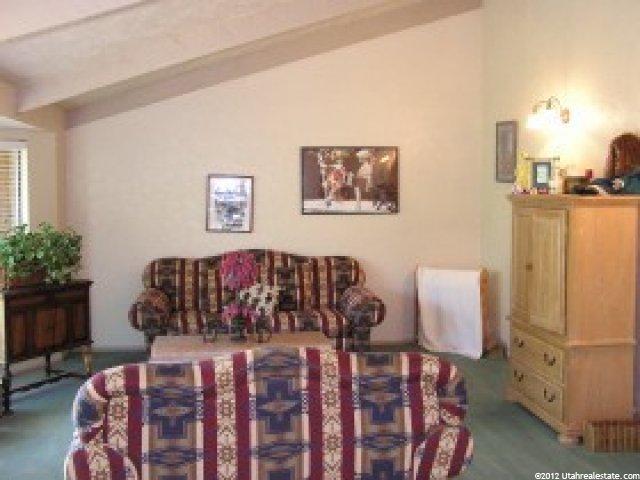 943 S Mountain Rd, Kaysville, UT 84037 — photo 5