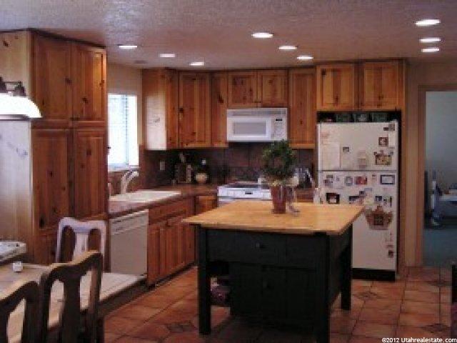 943 S Mountain Rd, Kaysville, UT 84037 — photo 6