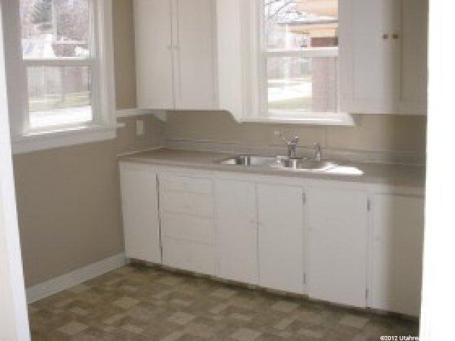 2207 Jackson Ave, Ogden, UT 84401 — photo 3