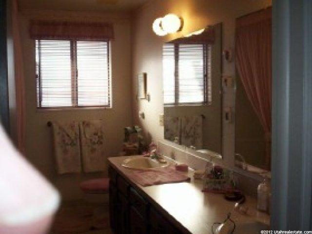 306 E 1250 N, Centerville, UT 84014 — photo 7