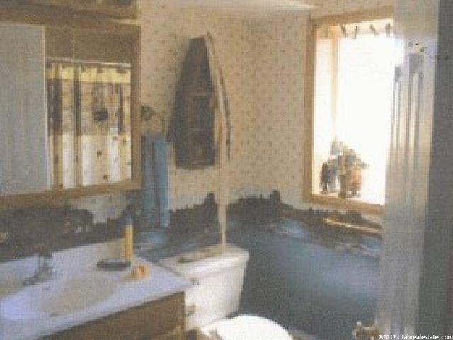 150 E 400 S, Soda Springs, ID 83276 — photo 8