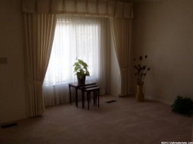 588 S 850 E, Layton, UT 84041 — photo 4