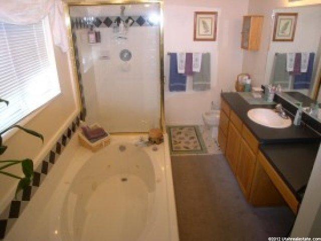 1112 N 2725 W, Layton, UT 84041 — photo 7