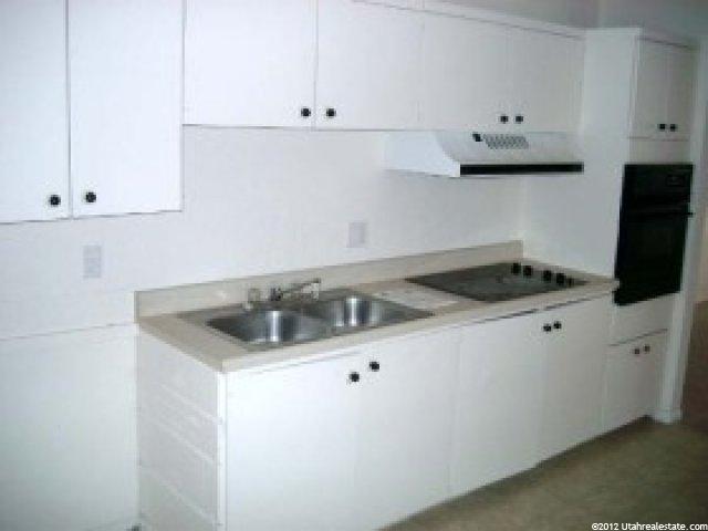 670 E 1050 N, Ogden, UT 84404 — photo 3
