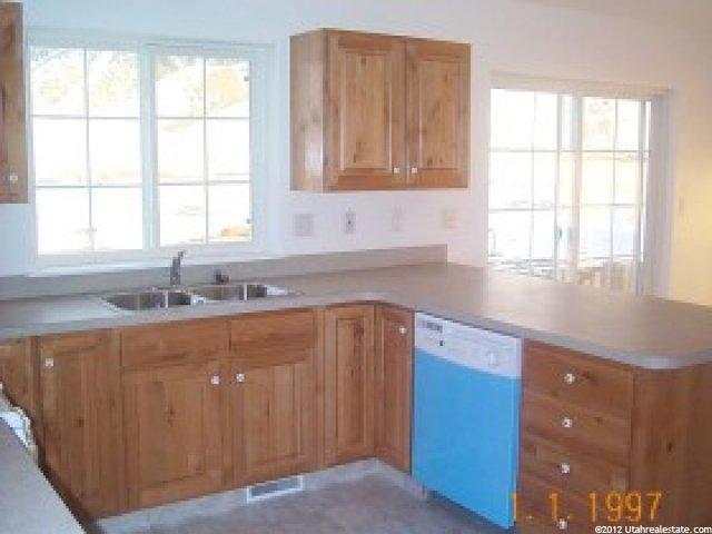 1379 E 25 S, Hyrum, UT 84319 — photo 4