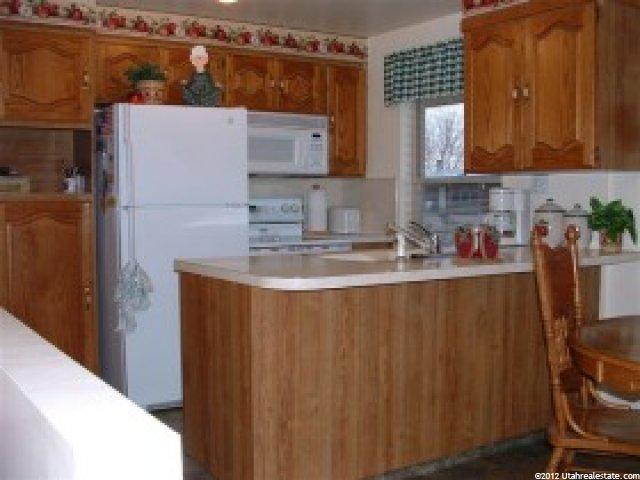 8169 Ivy Dr, Midvale, UT 84047 — photo 3