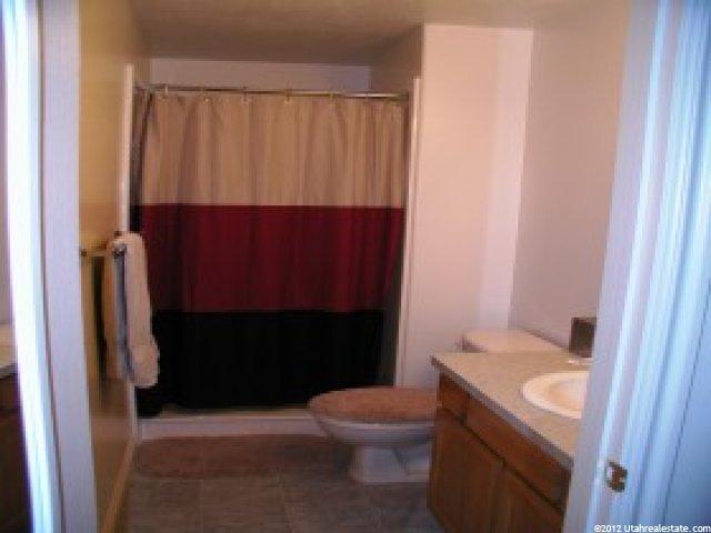 1657 N 2475 W, Clinton, UT 84015 — photo 2