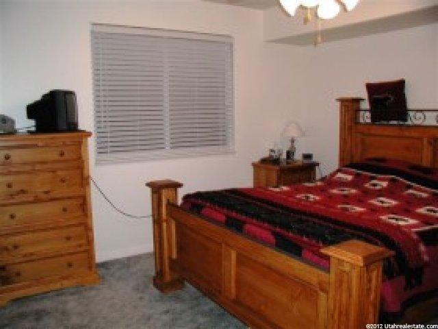 1657 N 2475 W, Clinton, UT 84015 — photo 5