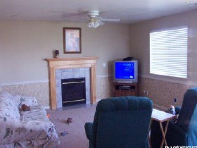 2674 W 2250 N, Clinton, UT 84015 — photo 3