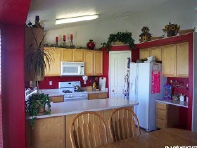 2674 W 2250 N, Clinton, UT 84015 — photo 6