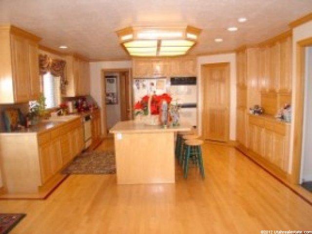 211 S 2350 E, Layton, UT 84040 — photo 3