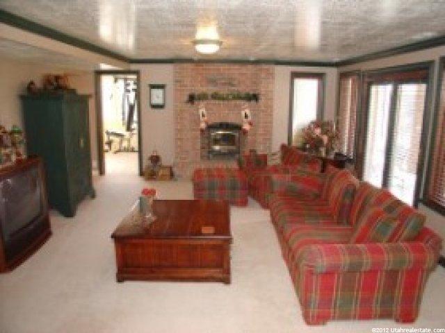 211 S 2350 E, Layton, UT 84040 — photo 4