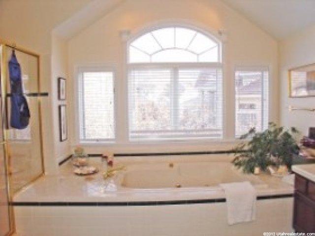 211 S 2350 E, Layton, UT 84040 — photo 7
