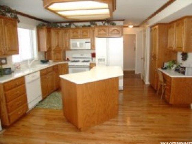 776 Eagle Way, Fruit Heights, UT 84037 — photo 3
