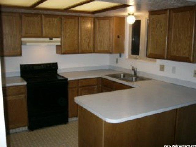 901 S Brookside Cir, Ogden, UT 84404 — photo 2