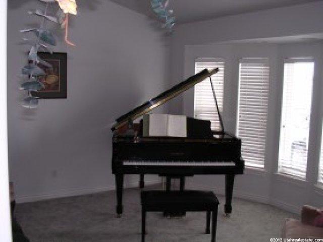 875 W 3450 S, Syracuse, UT 84075 — photo 2