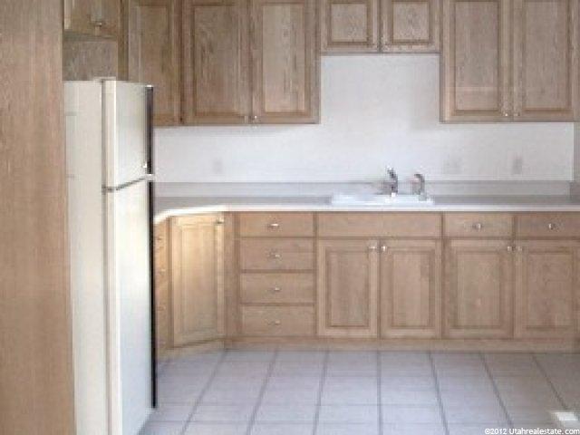 633 N 240 E, Kaysville, UT 84037 — photo 4