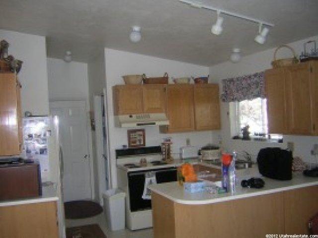 189 E 560 S, Smithfield, UT 84335 — photo 7