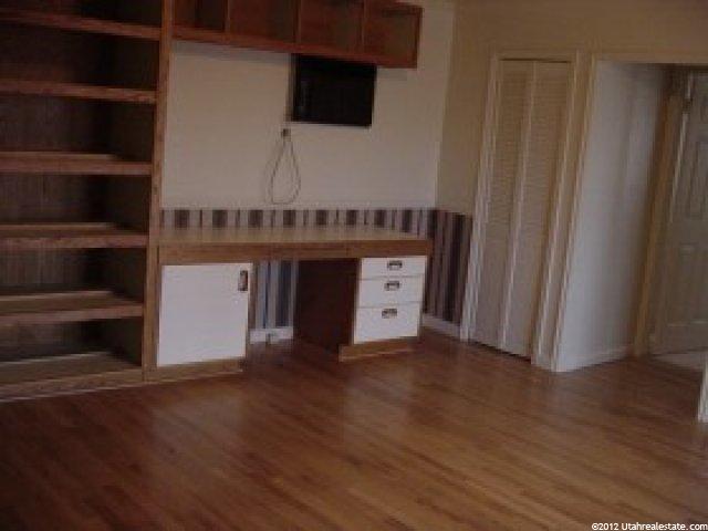 855 N 950 E, Bountiful, UT 84010 — photo 4