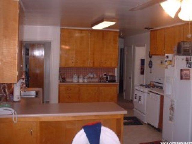 562 W 2900 S, Bountiful, UT 84010 — photo 3