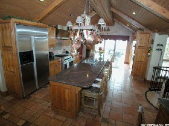 11 Sunwood Ln E, Sandy, UT 84092 — photo 2