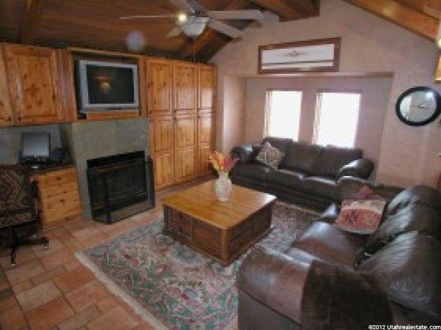 11 Sunwood Ln E, Sandy, UT 84092 — photo 3