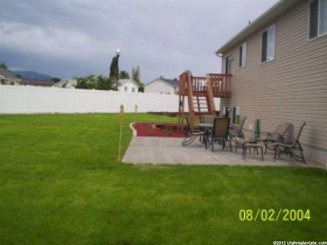 768 W 1240 N, Clinton, UT 84015 — photo 5