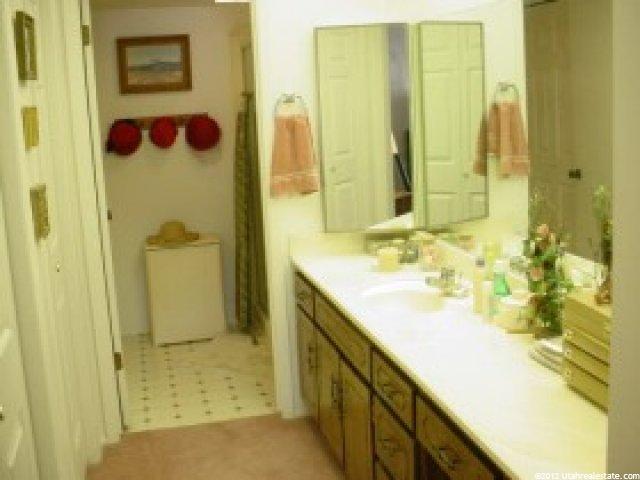 288 E Peach Ln S, Bountiful, UT 84010 — photo 6