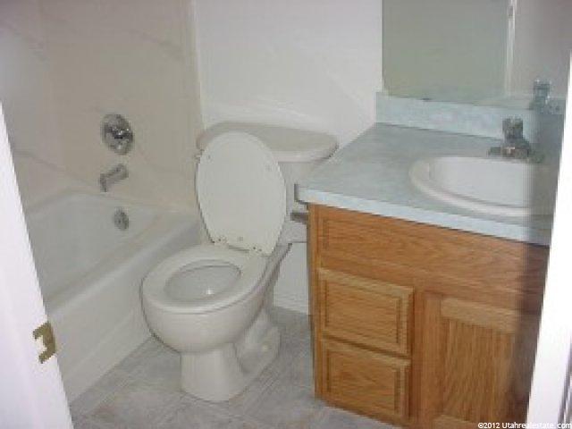 2415 S Main St, Clearfield, UT 84015 — photo 4