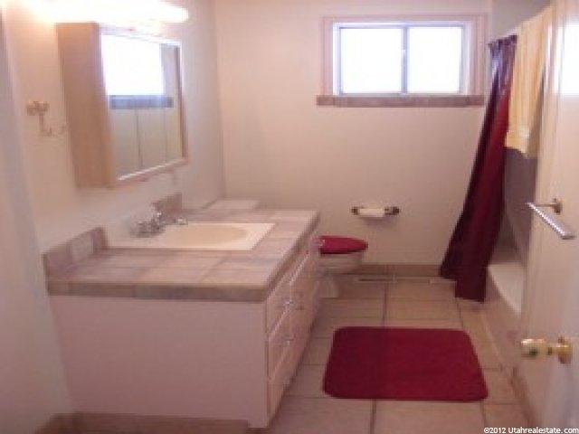 5746 S 920 E, Murray, UT 84123 — photo 3
