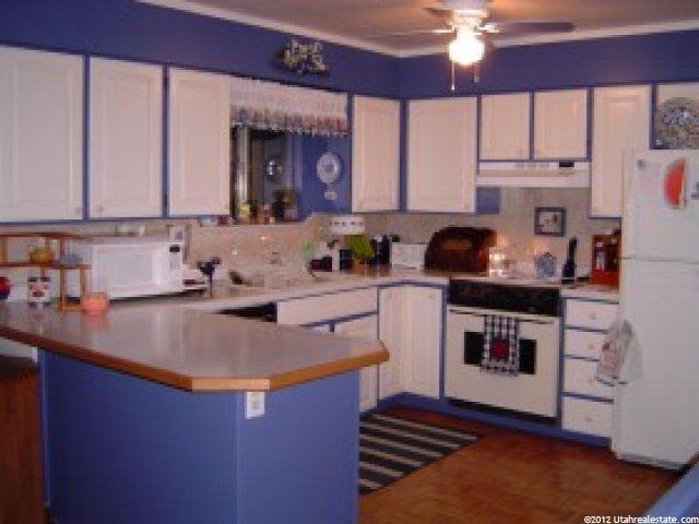 8395 Mesa Dr, Sandy, UT 84093 — photo 3