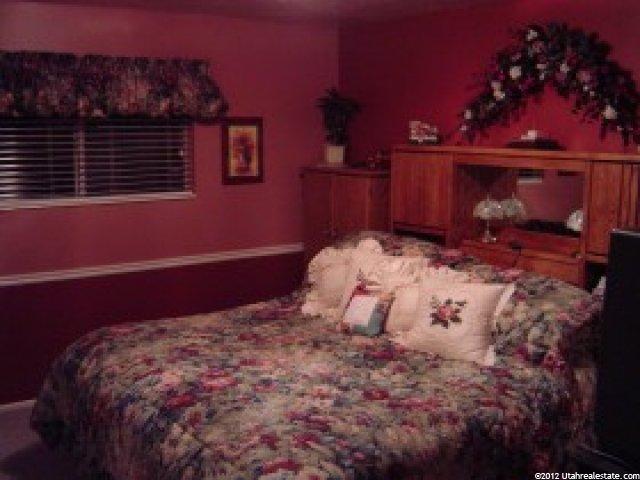 8395 Mesa Dr, Sandy, UT 84093 — photo 7