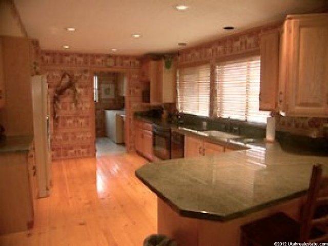2480 Queen Esther Dr, Park City, UT 84060 — photo 4