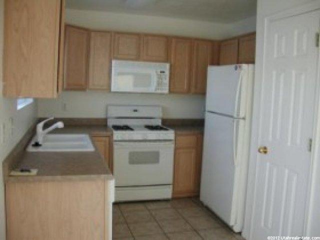 5047 S 4000 W, Roy, UT 84067 — photo 2