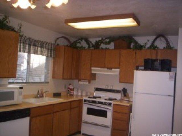 98 E Rice Ln, Farmington, UT 84025 — photo 2