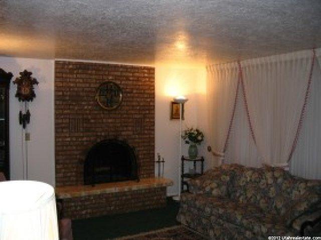 5334 S 3500 W, Roy, UT 84067 — photo 2